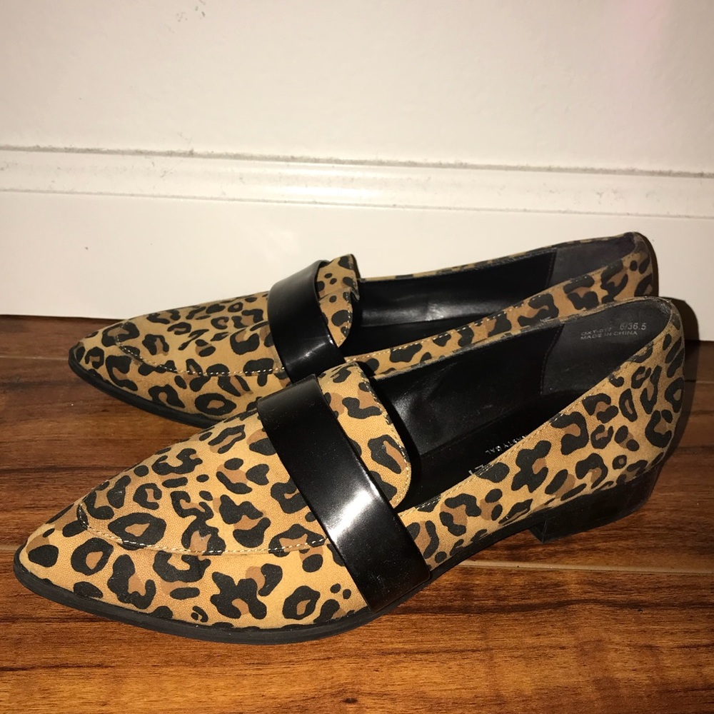 ✨Nasty Gal✨ Leopard Loafers